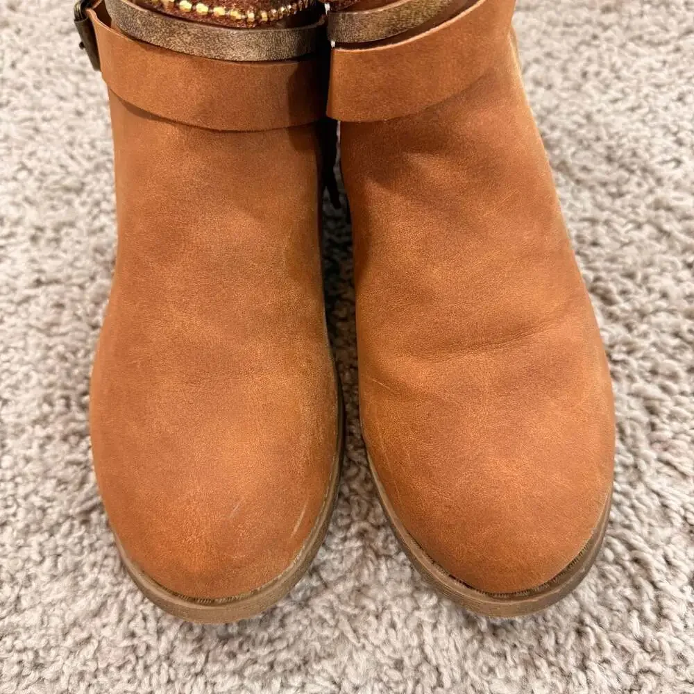 Biddy Girls Tan Leopard‎ Western Ankle Boots Size 4M Boutique Booties EUC